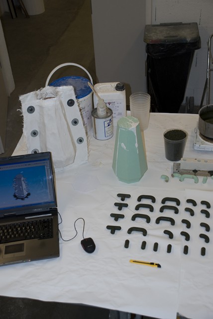 Christophe Mazuyet Design Product Uglyvase 03.jpg